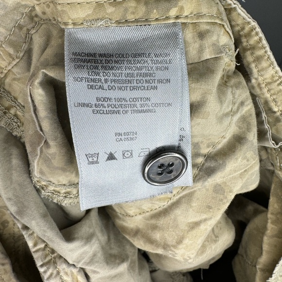 Columbia woman’s capri pants size 10 - Picture 6 of 7